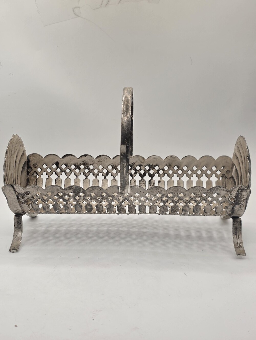 Antique Silver Plate Reticulated Bread Basket Shell End Footed Caddy Handle